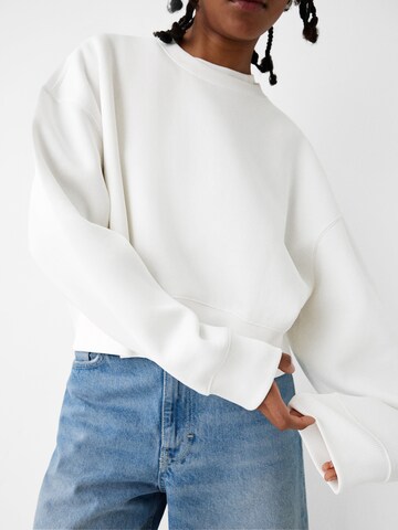 Sweat-shirt Bershka en blanc