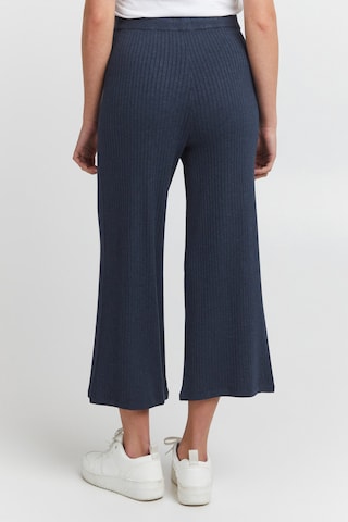 Oxmo Boot cut Pants 'Rie' in Blue