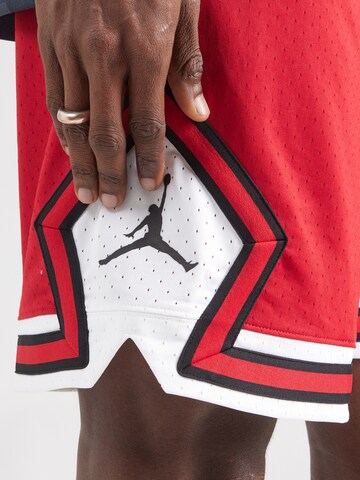 Regular Pantalon de sport Jordan en rouge