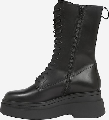 VAGABOND SHOEMAKERS Lace-up boot 'Carla' in Black