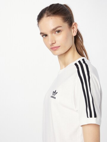 T-shirt 'Adicolor Classics 3-Stripes' ADIDAS ORIGINALS en blanc