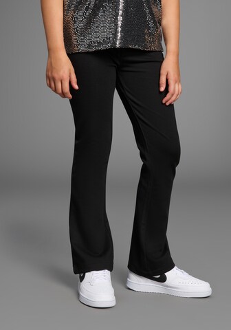 Bruno Banani LM Boot cut Pants in Black: front