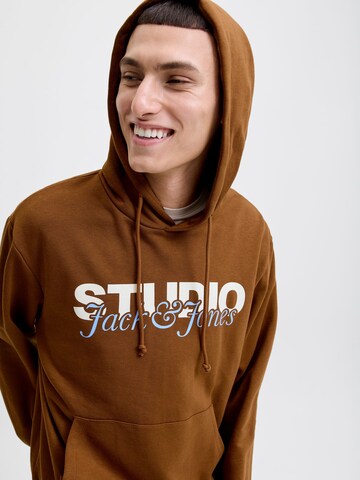 JACK & JONES Sweatshirt i brun