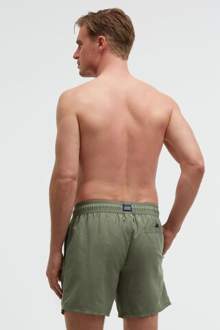 CAMP DAVID Board Shorts in Green