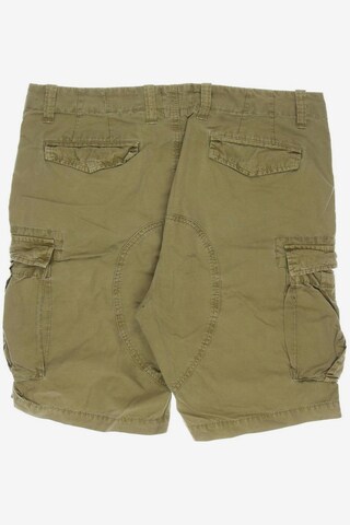 Superdry Shorts in 33 in Yellow
