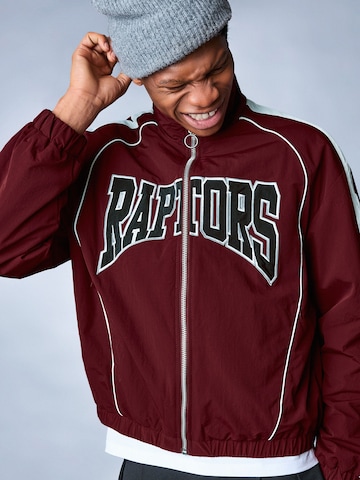 Bershka Prechodná bunda - Červená