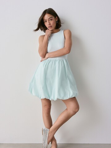 Abito di Next in blu: frontale