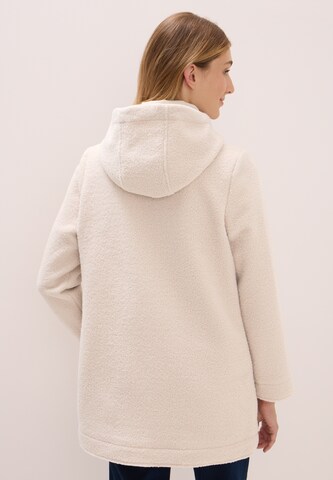 CECIL Between-Seasons Coat in White