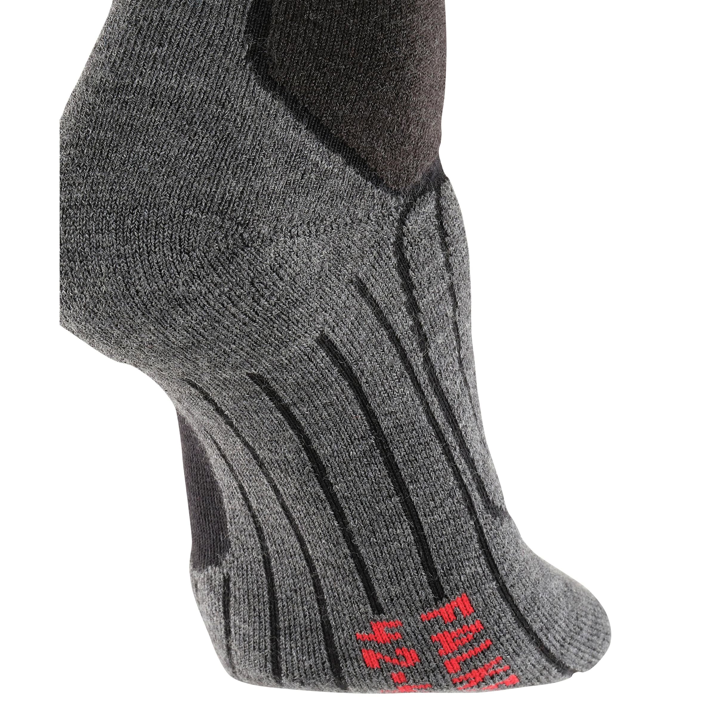 FALKE Athletic Socks in Black