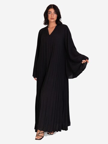 Elara Kleid in Rot: Vorderseite