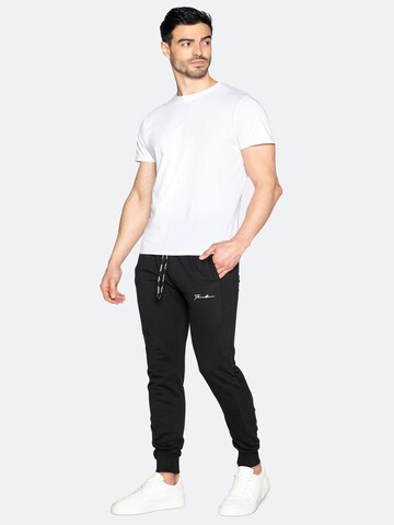Threadbare Tapered Trousers 'Ferry' in Black
