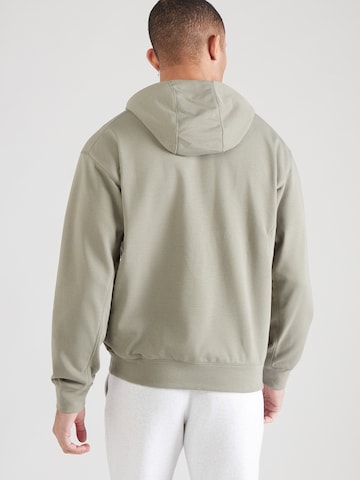 NIKE - Camiseta deportiva 'NPT' en verde