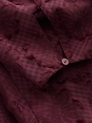 Next - Vestido en rojo