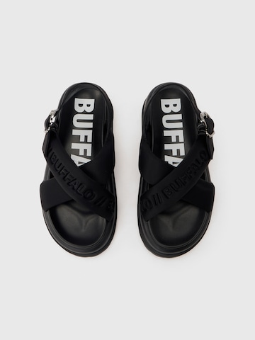 BUFFALO Szandálok 'PALMA' - fekete