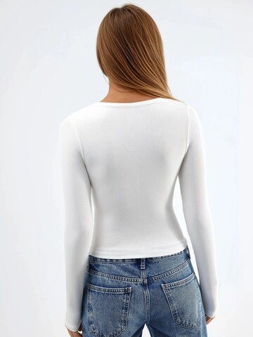 Maglietta di Busem in bianco