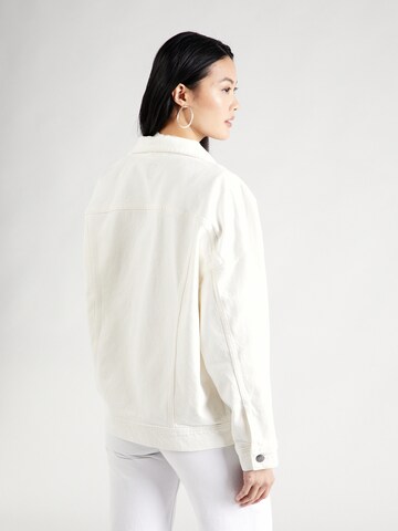 Lee Between-Season Jacket in White