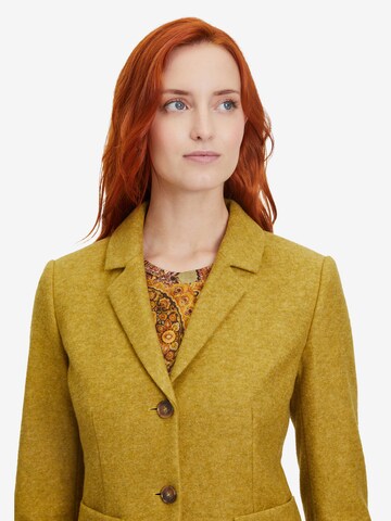 Betty Barclay Blazer mit aufgesetzten Taschen in Gelb