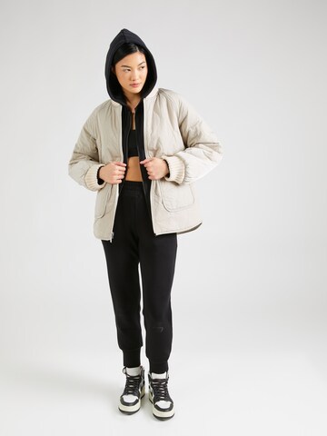 Veste de sport Varley en beige