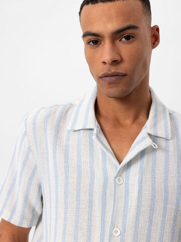 Antioch Regular fit Button Up Shirt in Blue