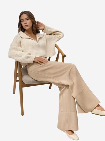 Pullover di Hiccup in beige