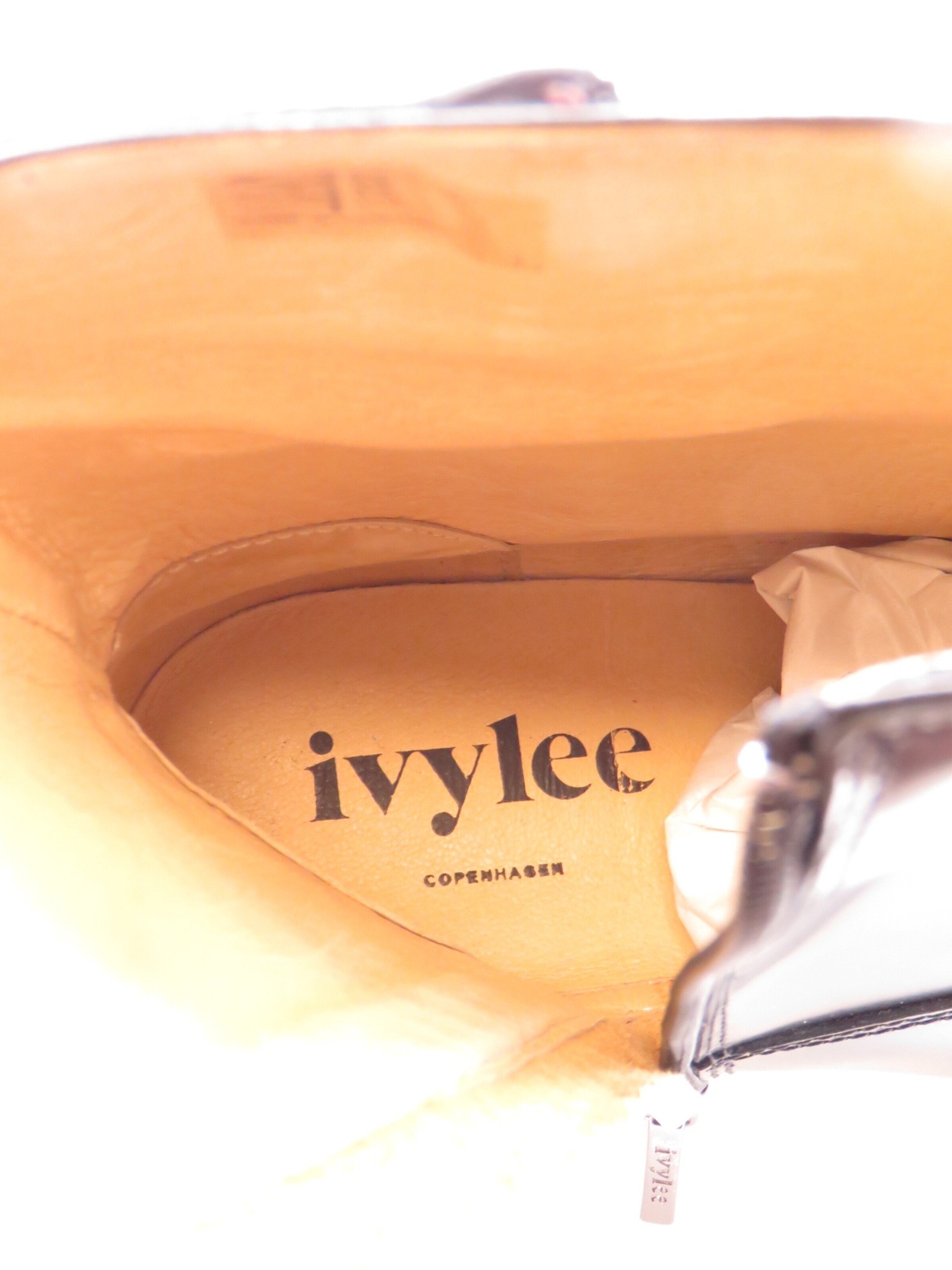Ivylee Copenhagen - Botas de tobillo 'Eva' en negro