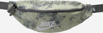 Nike Sportswear Поясная сумка 'Heritage' в Зеленый: спереди