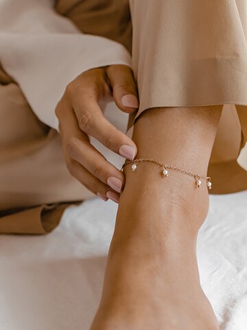 Hey Happiness Fußschmuck 'Cinque' in Gold: Vorderseite