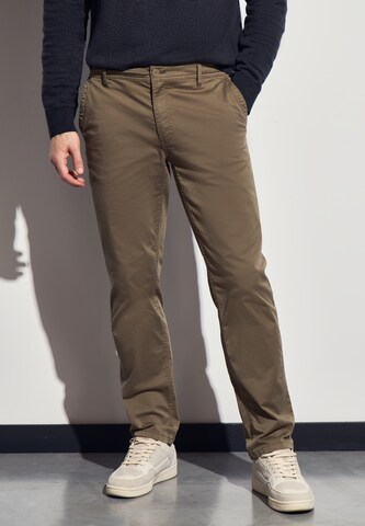 Street One MEN Slim fit Chino Pants in Brown: front