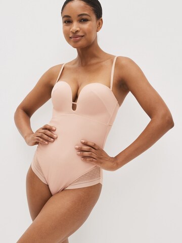 Body modellante di Lipsy in beige: frontale