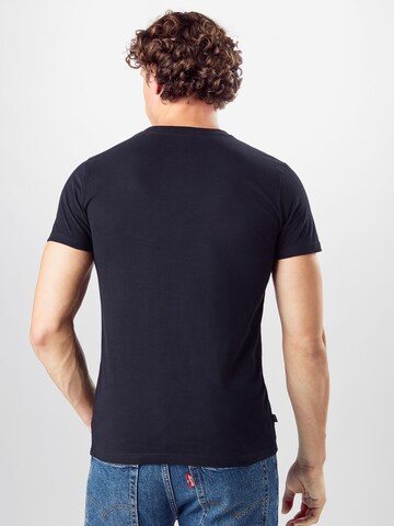 Coupe regular T-Shirt Superdry en noir