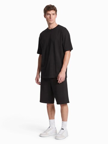 Baggy Pantaloni 'SCUBA' de la Bershka pe negru