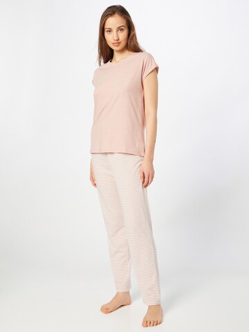 Pijama de la ESPRIT pe roz: față