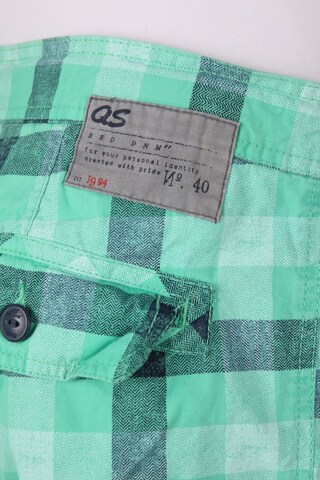 QS Shorts 34 in Grün