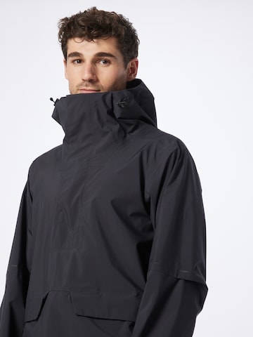 Bergans Jacke in Schwarz