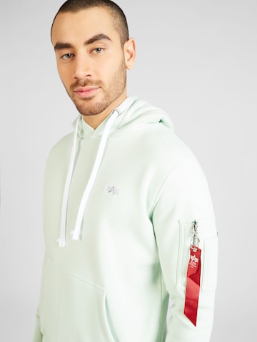 ALPHA INDUSTRIES Sweatshirt in Green