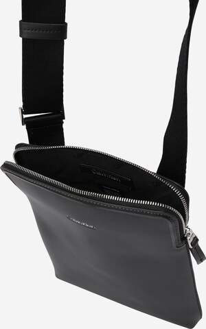 Calvin Klein Crossbody Bag in Black