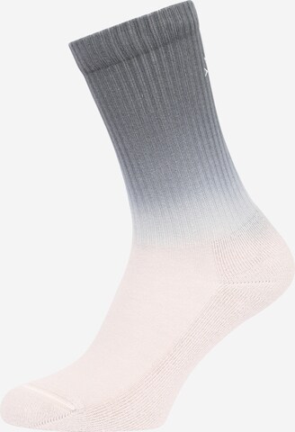 Varley Athletic Socks 'Ojai' in Grey: front