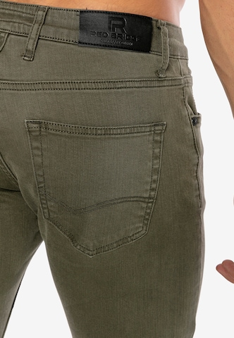 Redbridge Slimfit Jeans 'Saitama ' in Grün