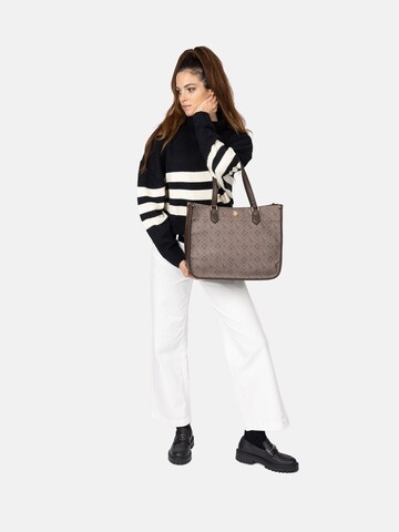 U.S. POLO ASSN. Shopper in Bruin
