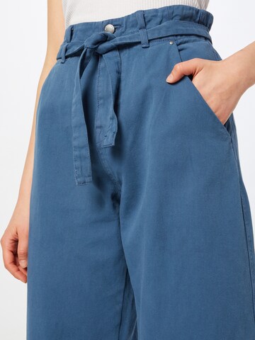 Loosefit Pantaloni de la UNITED COLORS OF BENETTON pe albastru