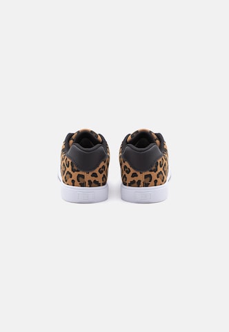 Baskets basses 'CHELSEA' DC Shoes en noir