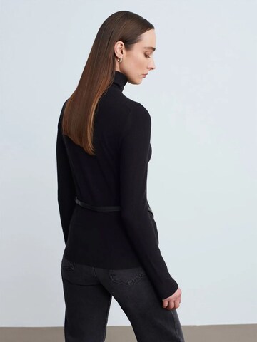 Dilvin Svetr 'Pullover' – černá