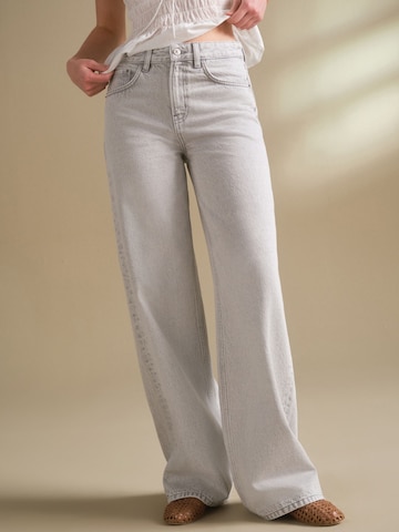 Next Wide leg Jeans i grå: framsida