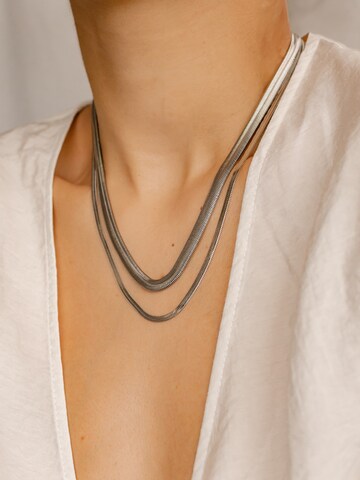 Hey Happiness Ketting 'Duologue' in Zilver: voorkant