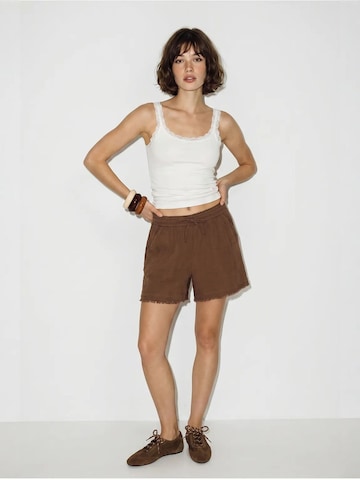 Wide leg Pantaloni 'Shorts' di Bianco Lucci in marrone