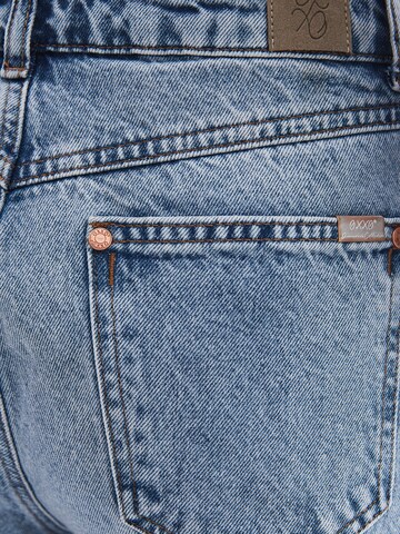 OXXO Tapered Jeans in Blue