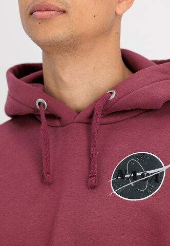 ALPHA INDUSTRIES Sweatshirt in Red