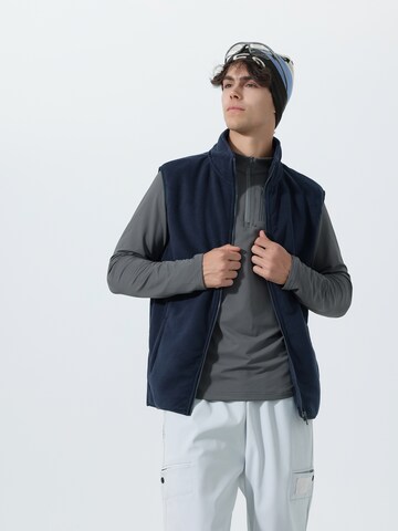 Youthup Vest in Blue