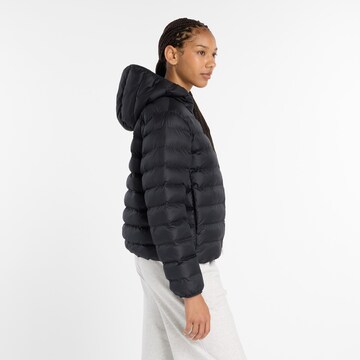 new balance Winterjacke in Schwarz