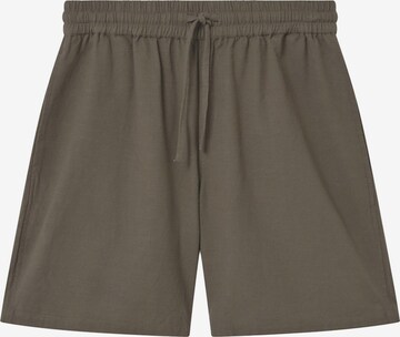 Thinking MU Loosefit Shorts 'Henry' in Grün: predná strana